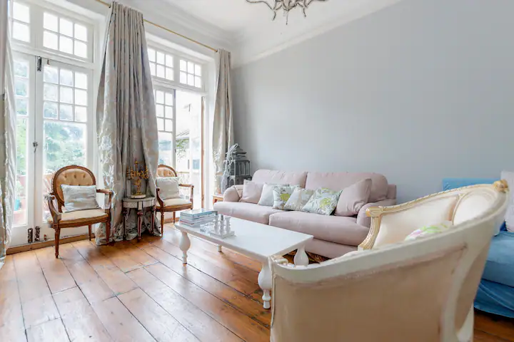 Rustic Cottage in Brixton 3