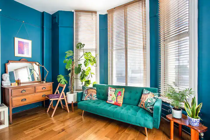 Family-Friendly Apartment in Kensington 5