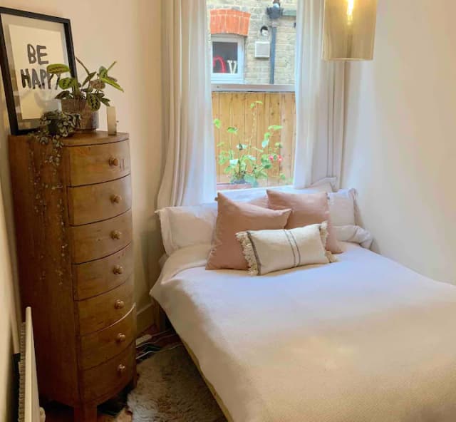 Historic Townhouse in Tottenham 2